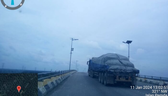 Gawat!! Jembatan Maredan Retak,Masyarakat Sebut Puluhan Mobil Berat Sering Konvoi Saat Melintas
