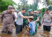 Danrem 031/WB Tinjau Langsung Warga Terdampak Banjir di Kampar