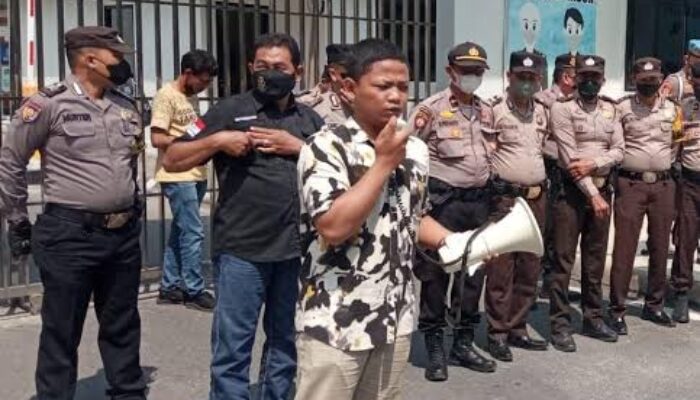 Germapel Apresiasi Langka Disdik Pelalawan Buka Posko Pengaduan Siswa Tak Tertampung