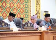 Bupati H.Zukri Hadiri Sidang Paripurna Penandatanganan Nota Kesepakatan KUA dan PPAS Perubahan APBD Tahun 2025