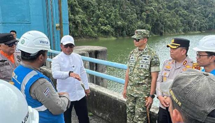 Cek Elevasi Waduk PLTA Koto Panjang, Bupati Zukri Minta Warga di Bantaran Sungai Kampar Tetap Waspada