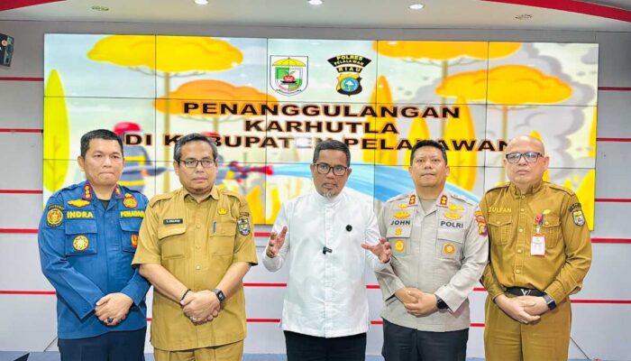 Sinergi Lintas Sektor Berhasil Tekan Karhutla di Pelalawan, Bupati Zukri Beri Apresiasi Tinggi