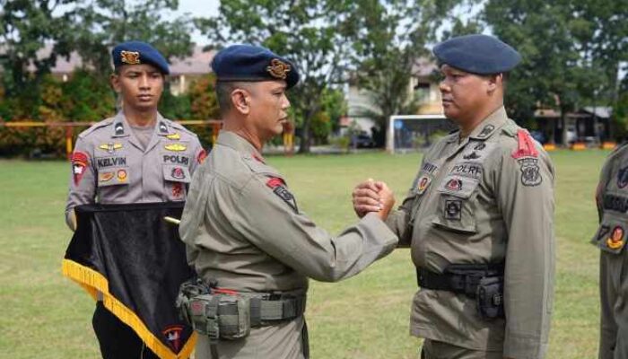 Jelang May Day, Brimob Polda Riau Perkuat Kemampuan PHH dengan Pendekatan Humanis