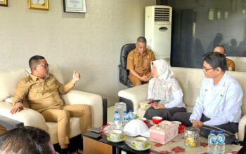 Bupati Zukri Dorong Proyek Kabel Bawah Laut PLN, Listrik 24 Jam di Pulau Mendol Segera Terwujud