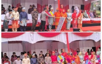 Bupati dan Wakil Bupati Lepas Kirab Budaya, Tandai Dimulainya Rangkaian Helat Pelalawan ke-27